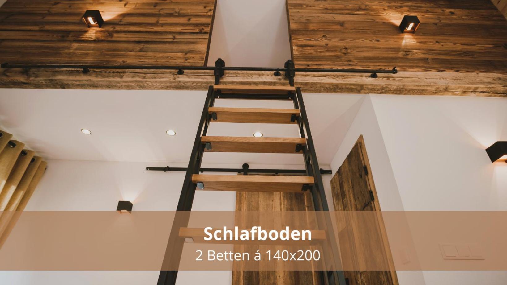 Chalet Waldhaeusl Luxurioese Ferienwohnungen Mit Sauna & Whirlpool, Kamin, Balkon Oder Terrasse Mit Bergblick Хайлигенблут Екстериор снимка